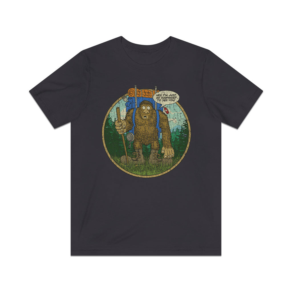 Surprise Bigfoot Sighting 1982 Vintage Men's T-Shirt