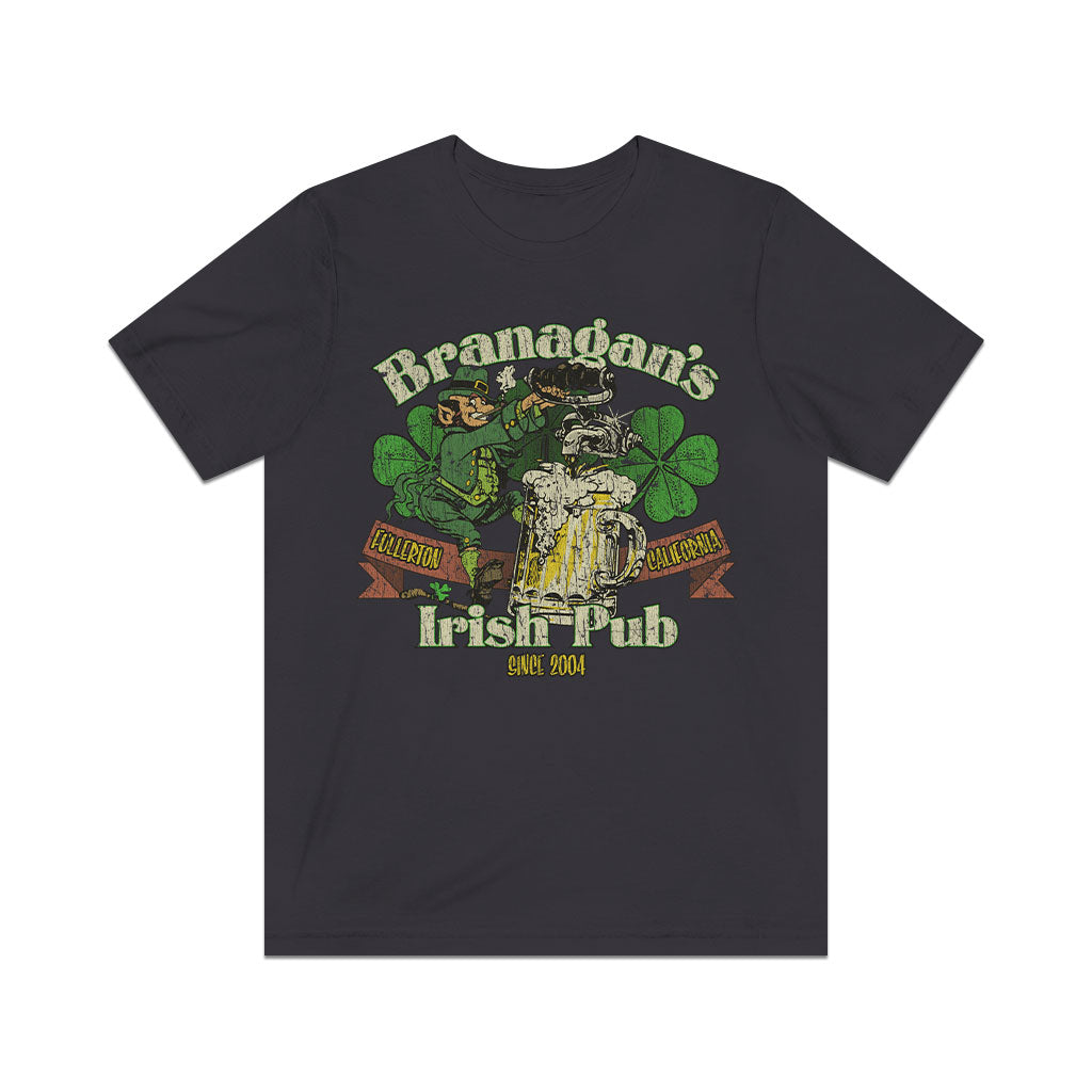 Branagan's Irish Pub 2004 Vintage Men's T-Shirt