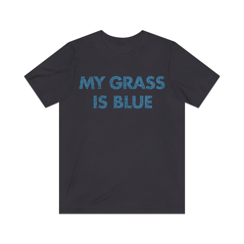 My Grass is Blue 1977 Vintage Men’s T-Shirt