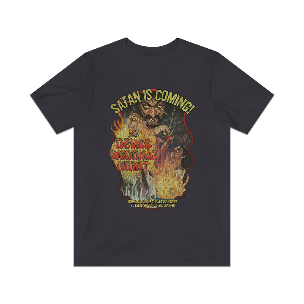 The Devil's Wedding Night 1973  Vintage Men's T-Shirt