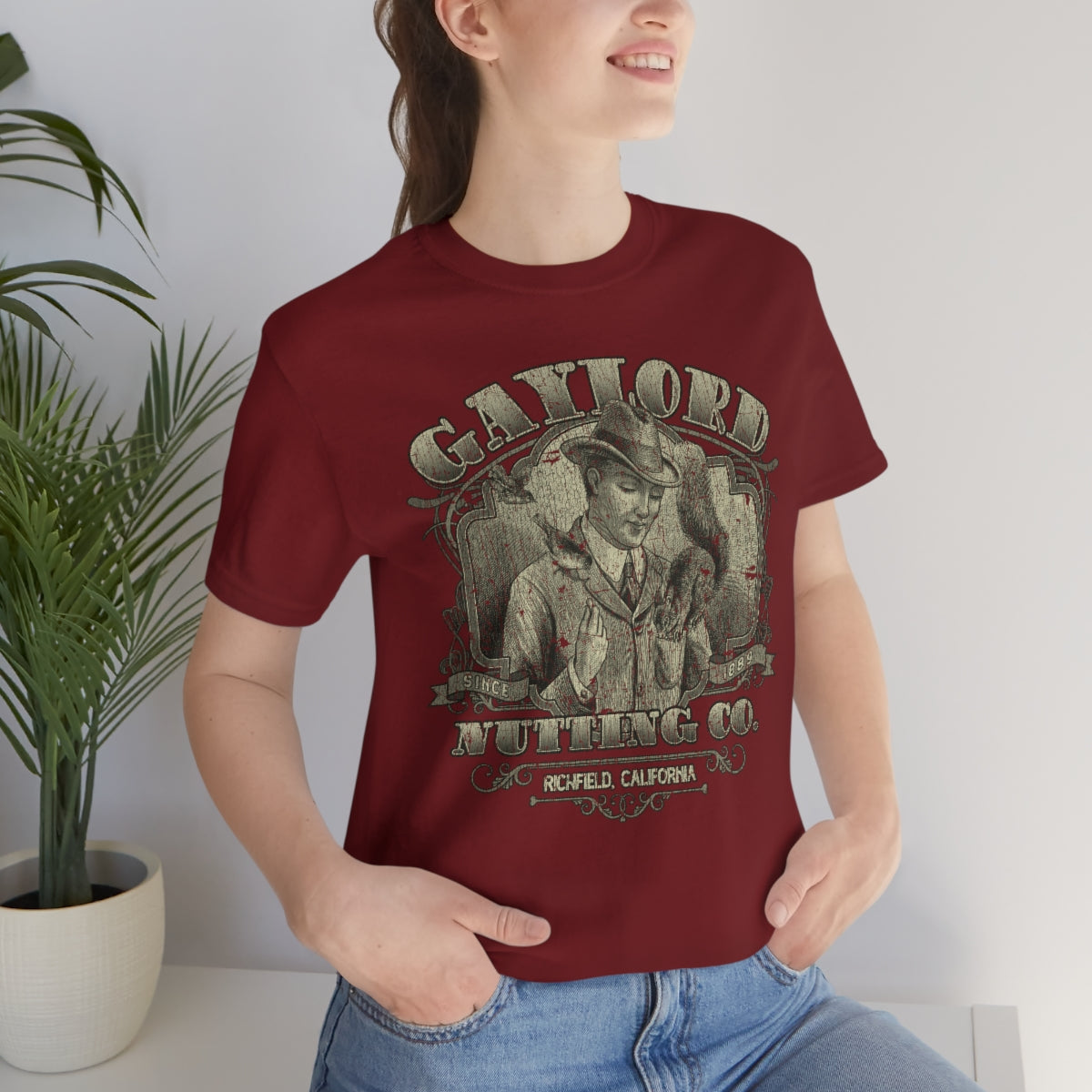 Gaylord Nutting Co. 1889 Vintage Men's T-Shirt
