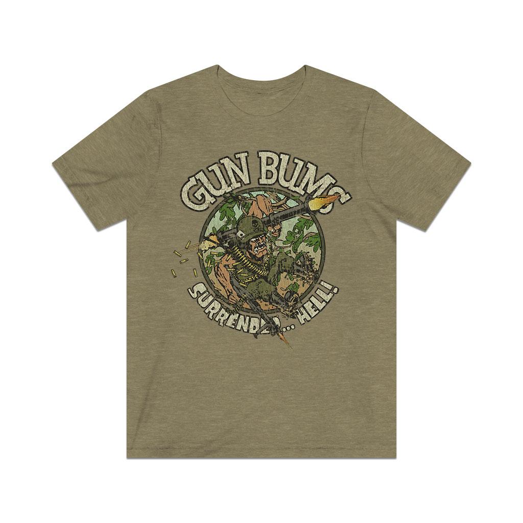 Gun Bums, Surrender... Hell! 1967 Vintage Men's T-Shirt