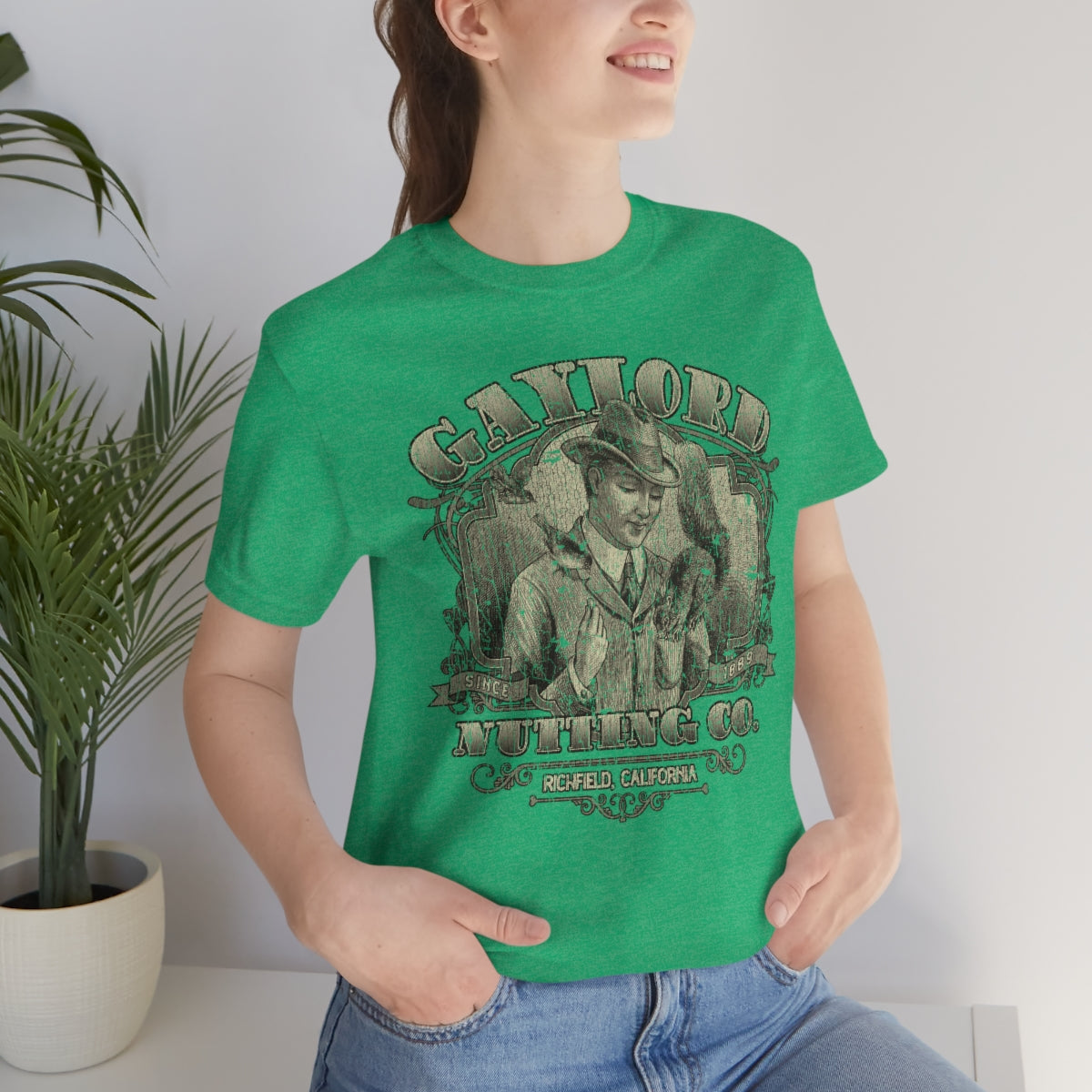 Gaylord Nutting Co. 1889 Vintage Men's T-Shirt