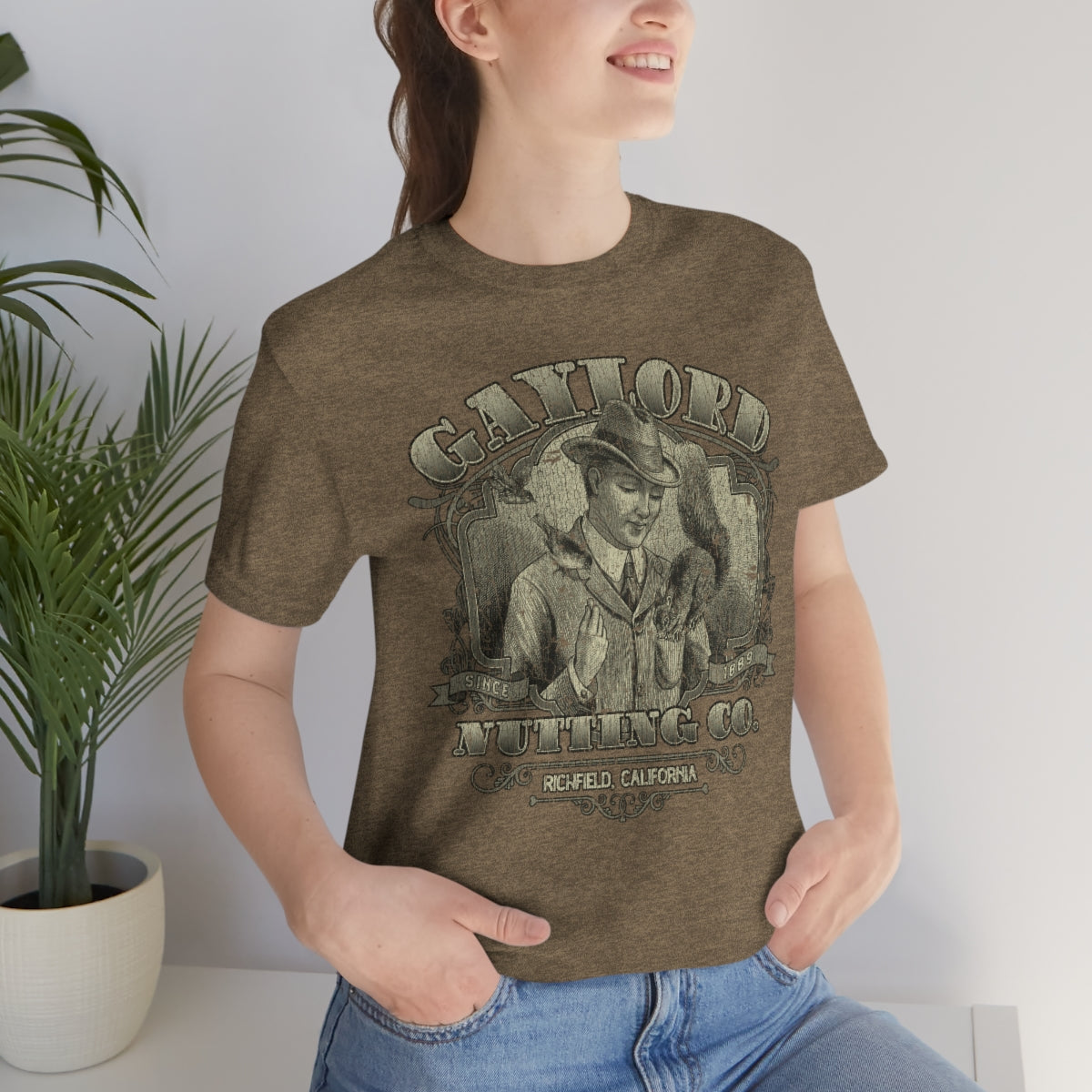 Gaylord Nutting Co. 1889 Vintage Men's T-Shirt