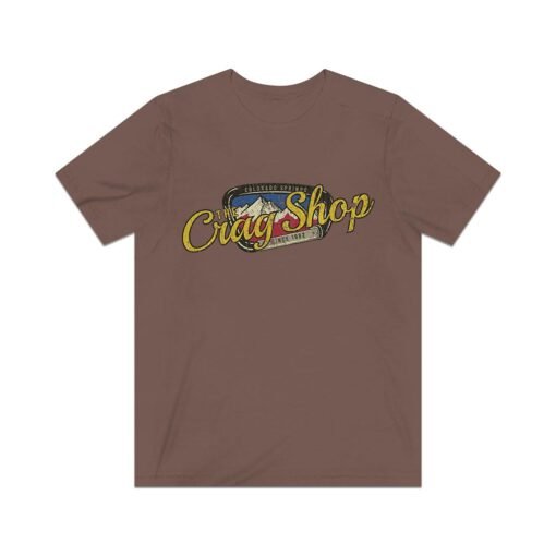 The Crag Shop 1982 Vintage Men's T-Shirt - Image 7