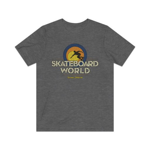 Skateboard World 1977 Vintage Men's T-Shirt - Image 7